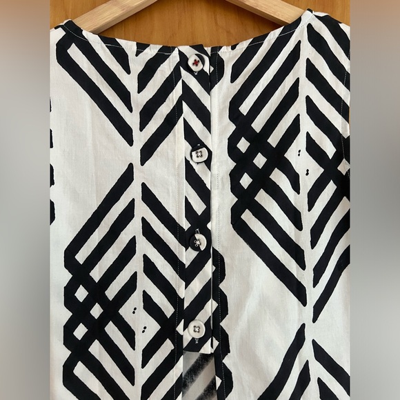 Block Printed Button Back Top by MATTER Prints - NWOT Women’s Medium Black/White - Picture 7 of 15